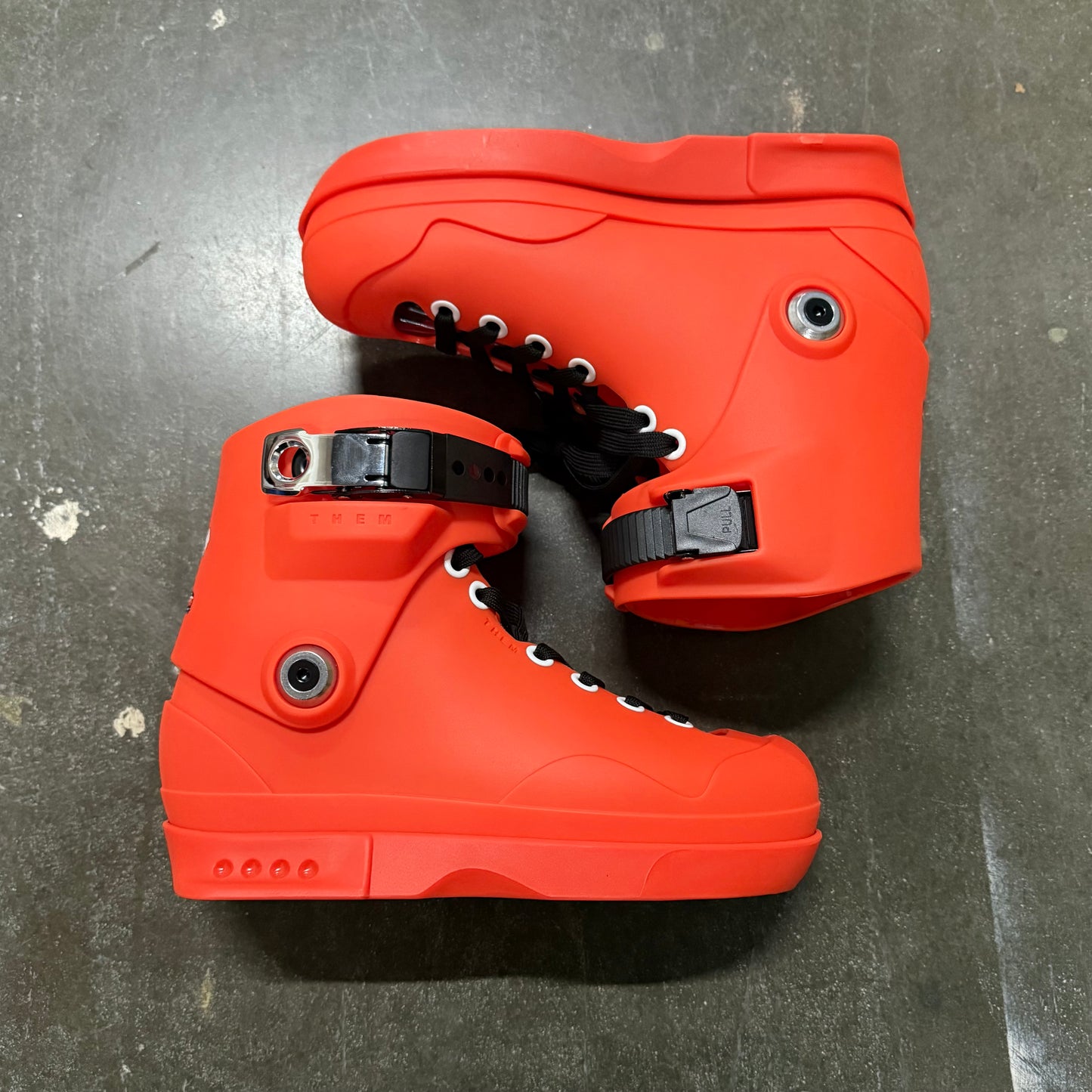 WKND x 909 shell only (XS only)