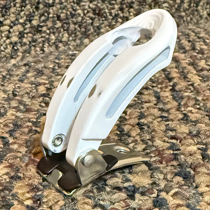 Roces Memory White Buckle (Sold Individually) *Paint Damaged in Transit*