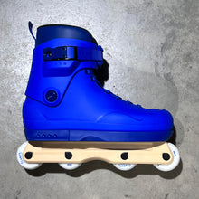 Load image into Gallery viewer, CLARKS x Them Skates 909 Skate 2022 (CLEARANCE)