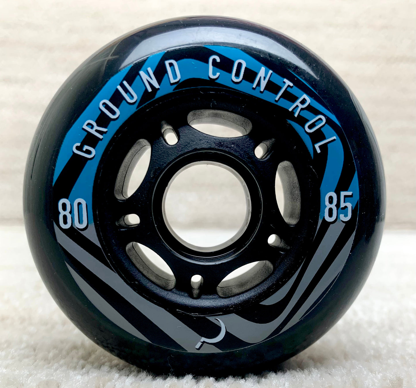 Ground Control Black Wheel 80mm 85a (4pk)