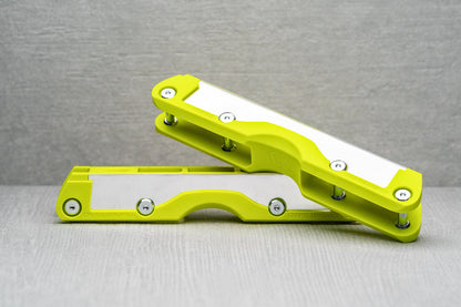 Sean Kelso Volt Frames - Silver Hardware (Some damage to box)