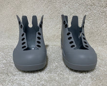 Load image into Gallery viewer, Them Skates 909 Grey *Shell Only*