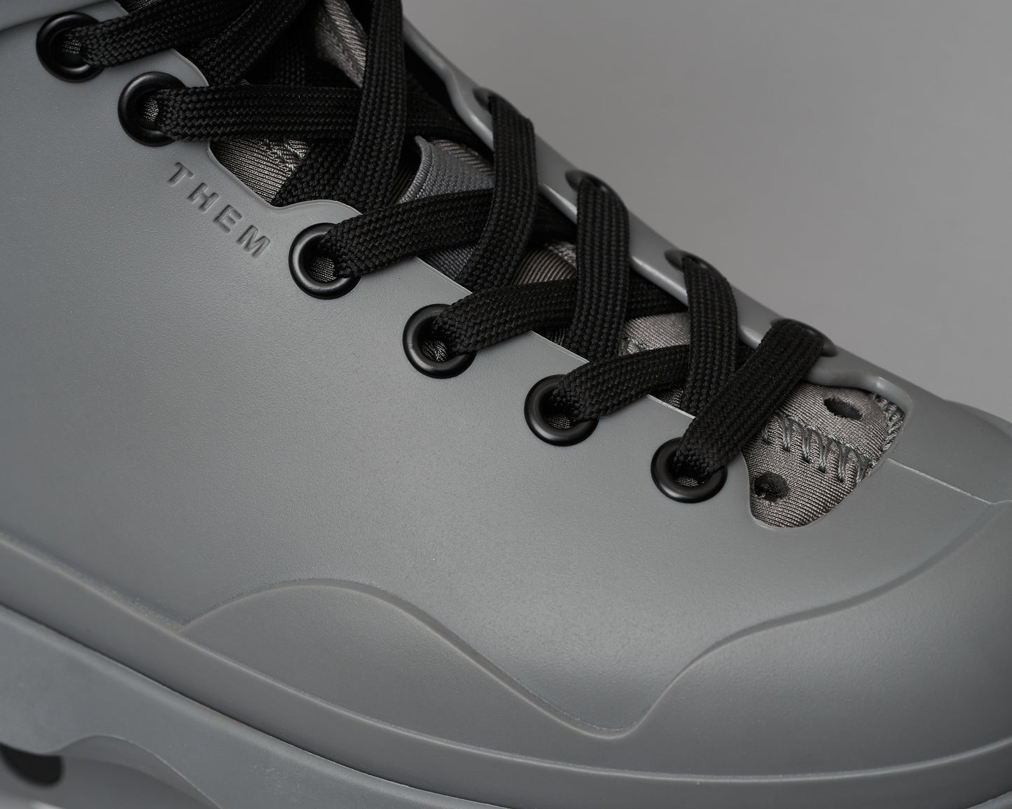 Them Skates 909 x Intuition Collab Skate - Dark Grey