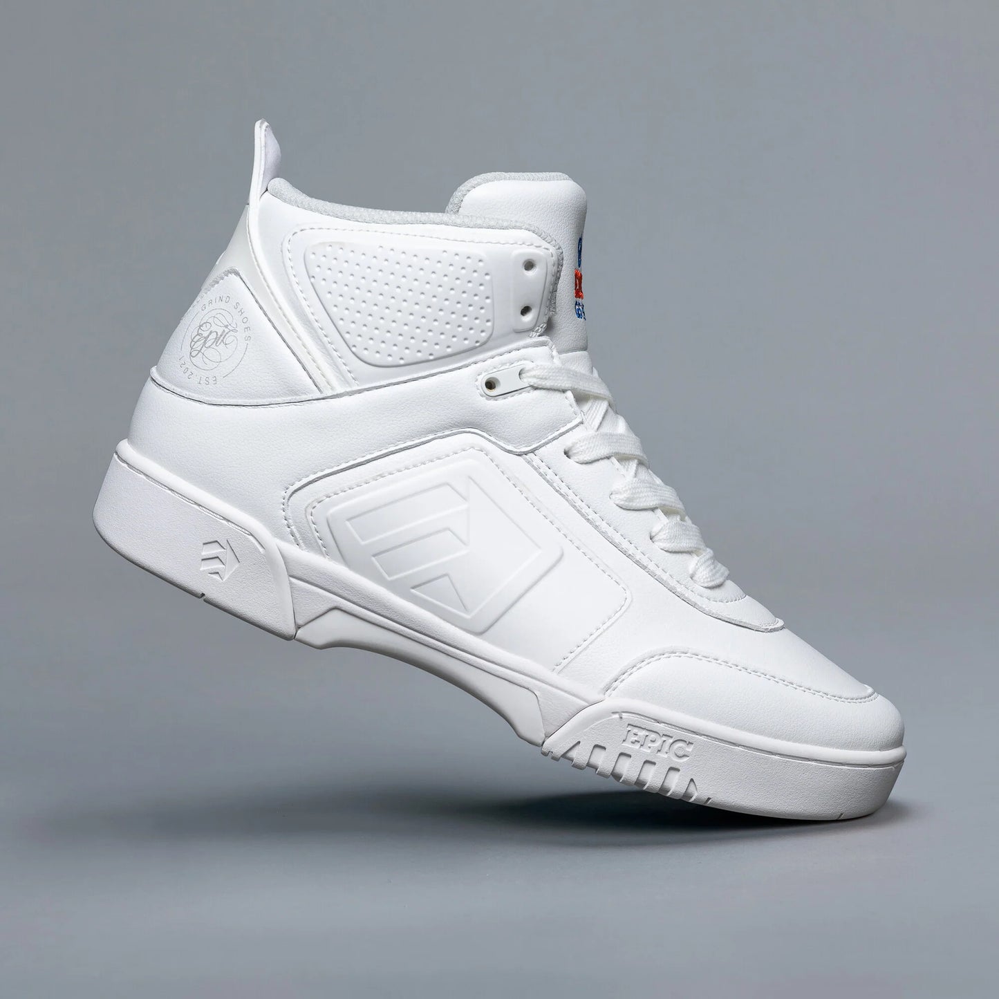 Epic Grind Shoes - Clean White