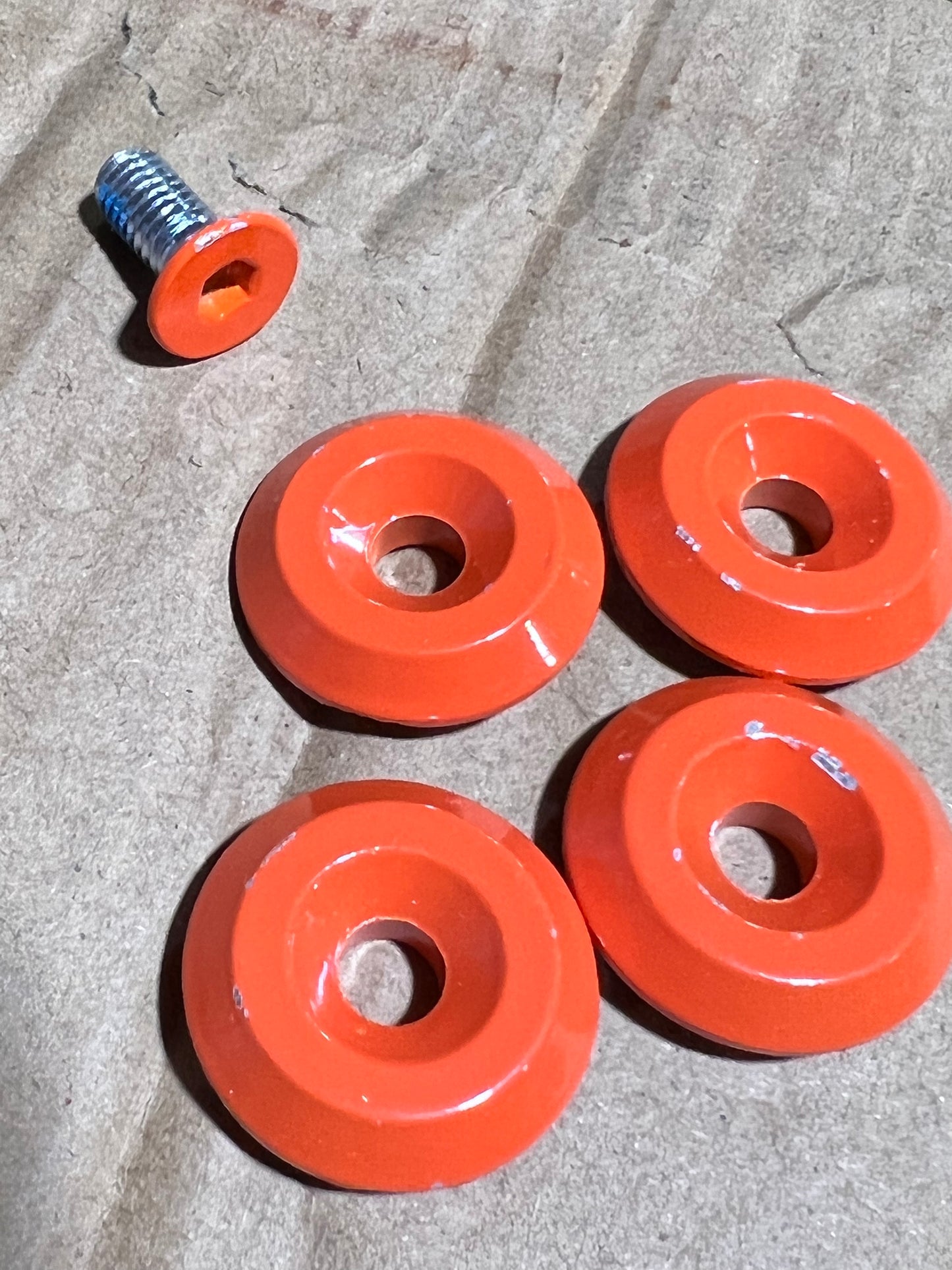 Them 909 Cuff Bolt Set - Orange