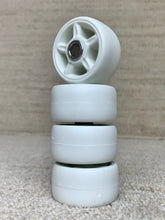 Load image into Gallery viewer, Ground Control 42mm Antirocker (White)
