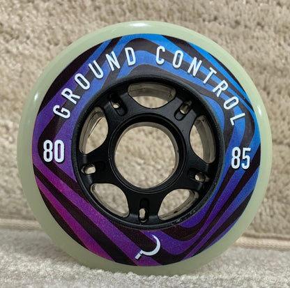 Ground Control 80mm Glow In The Dark Wheel (4 pack)