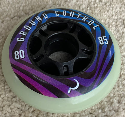 Ground Control 80mm Glow In The Dark Wheel (4 pack)