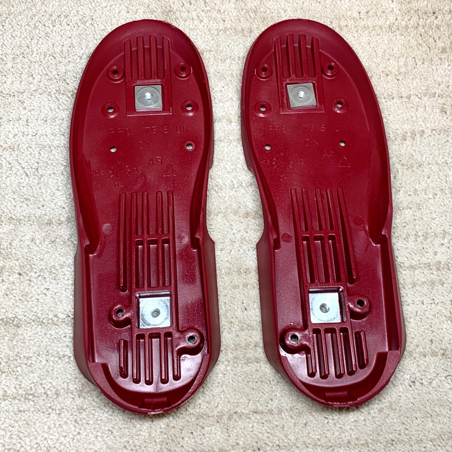 Roces M12 / V13 Replacement Soulplates (Wine Red)