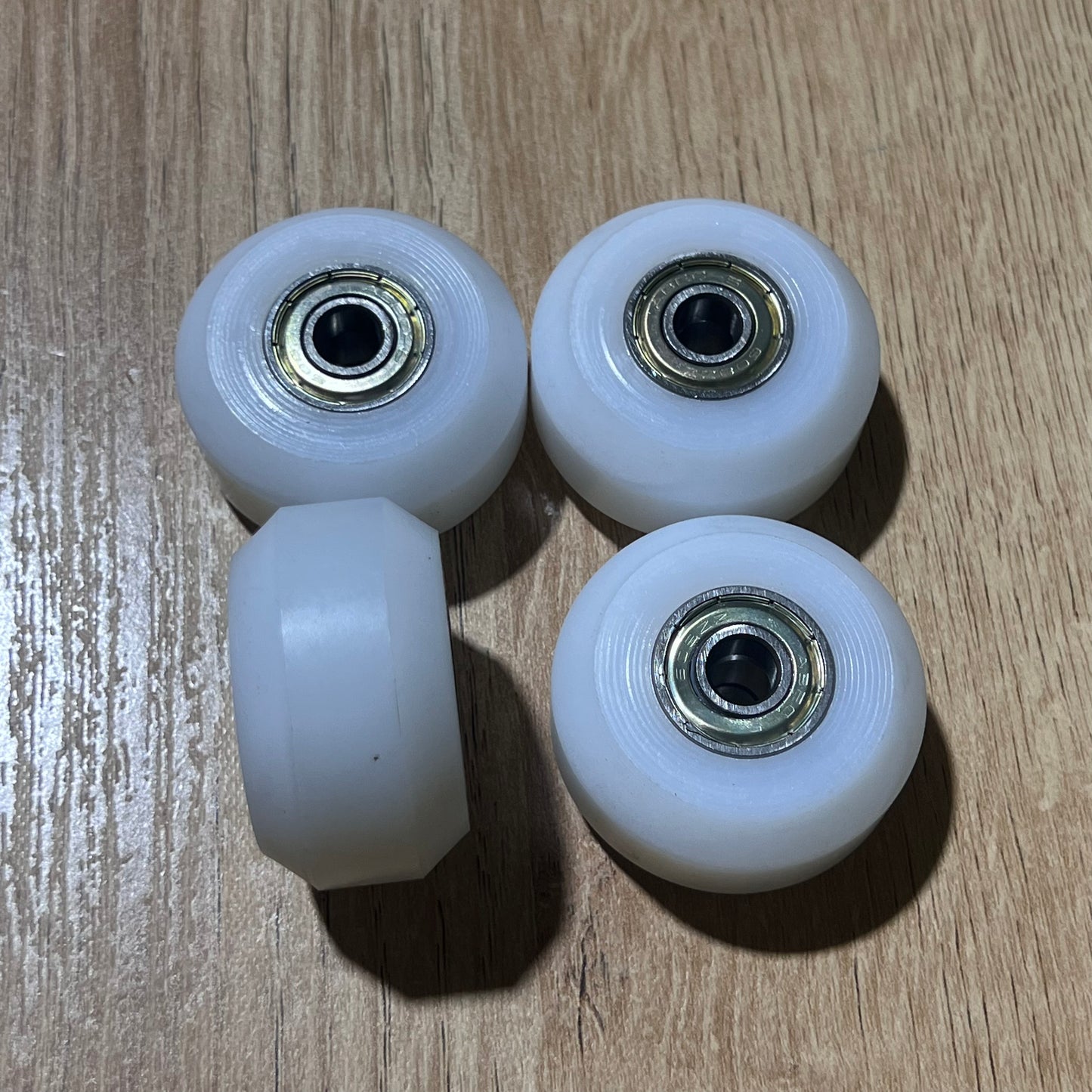 Six Won Six Anti Rocker with Abec 5 bearings