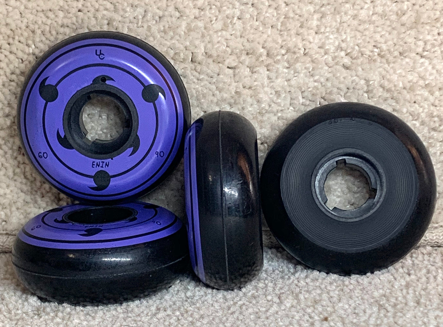 Undercover Enin TV Series Wheel 60mm 90a (Black Urethane w Purple Print)