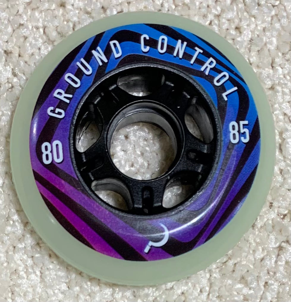 Ground Control 80mm Glow In The Dark Wheel (4 pack)