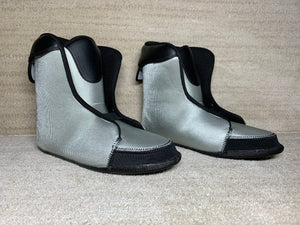Them 908 CommUNIT- E Grey - SMALL ONLY - (Complete, Boot Only or Shell Only)